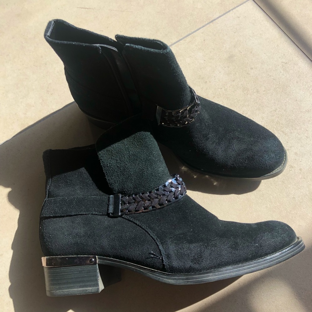 Charls and Keith black Ankle Chelsea Booties in suede